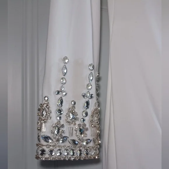 Mac Duggal Women's Beaded Cuff Drop Shoulder Gown Dress - Picture 7 of 12